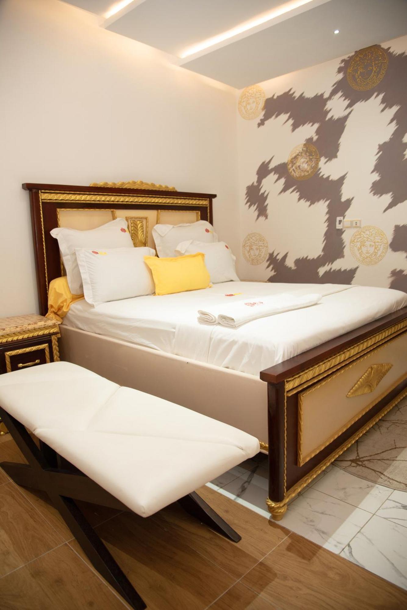 Residence Le Sommet - Chambre Versace 두알라 외부 사진